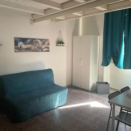 Casa Termini 3 Apartment *