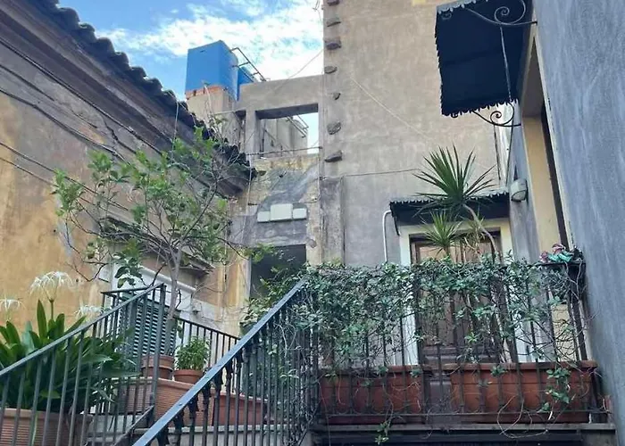 아파트 Casa Termini 3 *